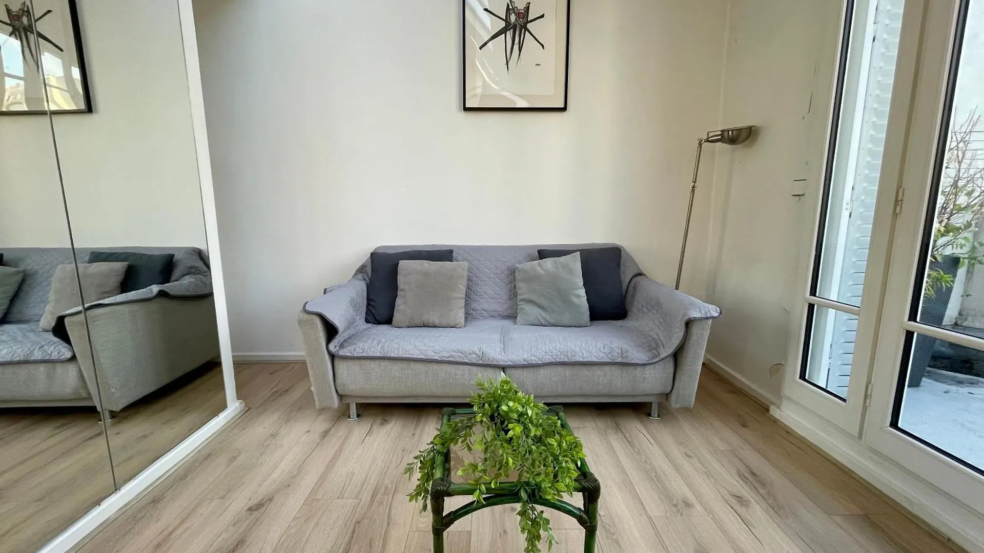 Tour Eiffel - Motte Picquet Apartment Paris