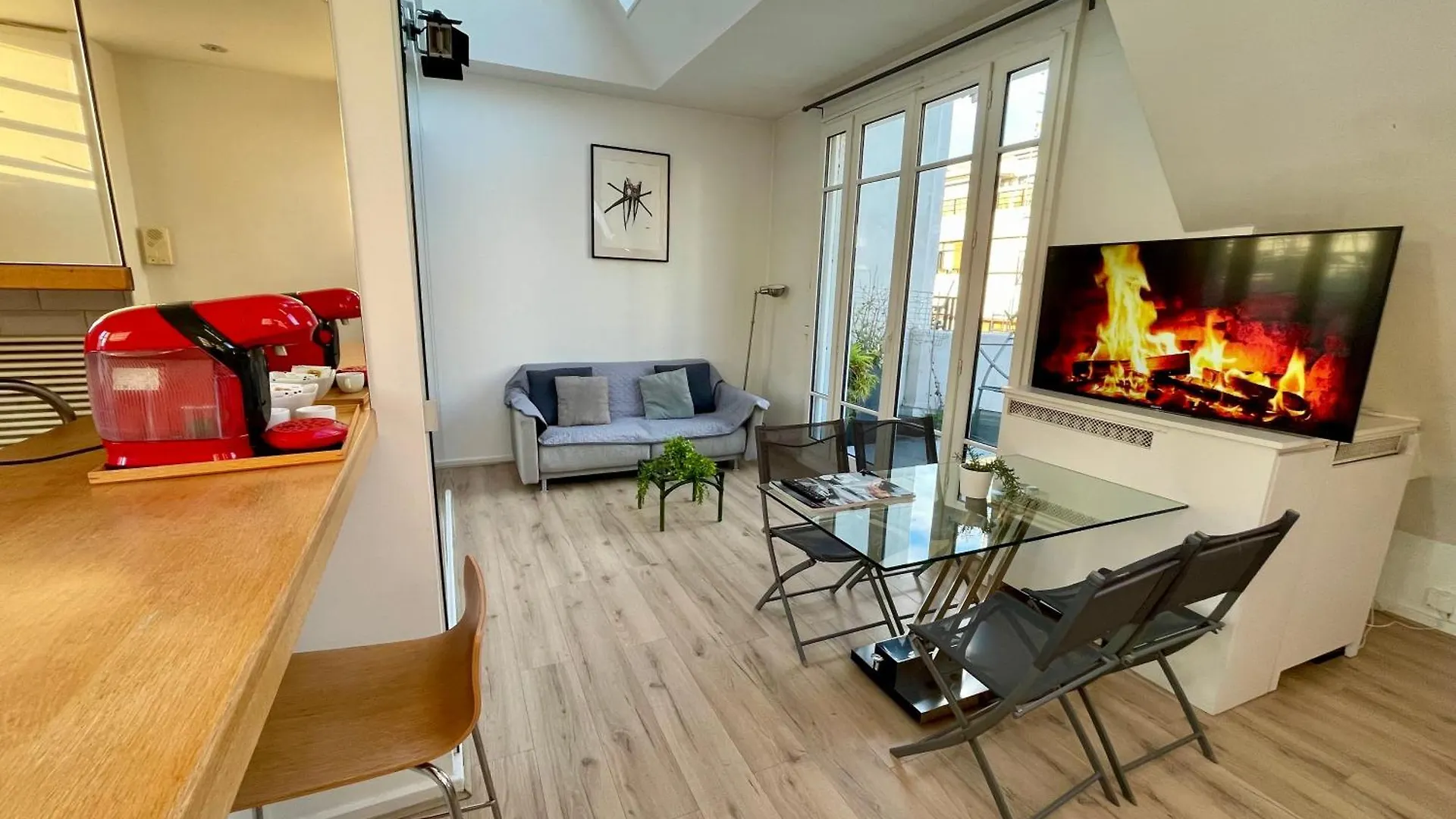 Tour Eiffel - Motte Picquet Apartment Paris
